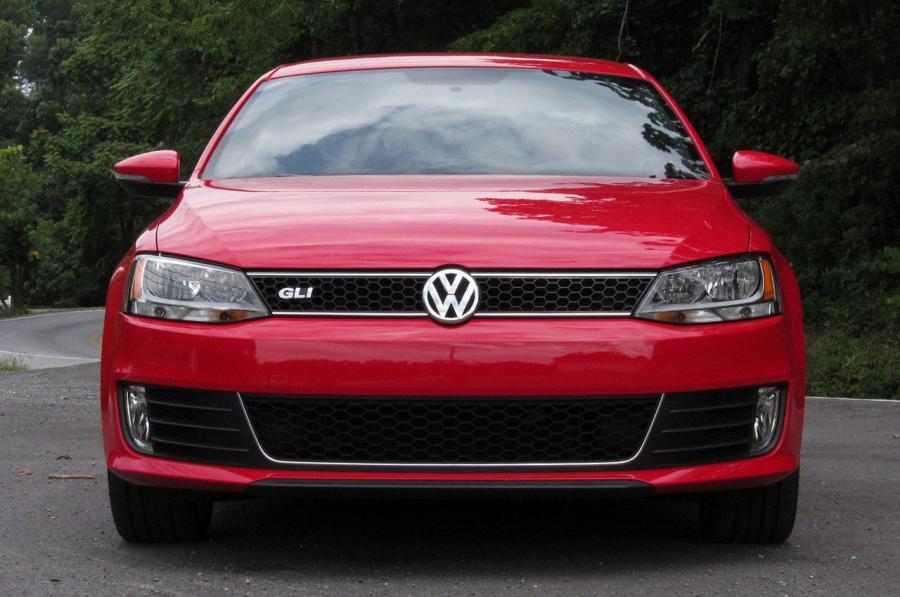  Volkswagen Jetta GLI 2012 года  (фото 5 из 49)